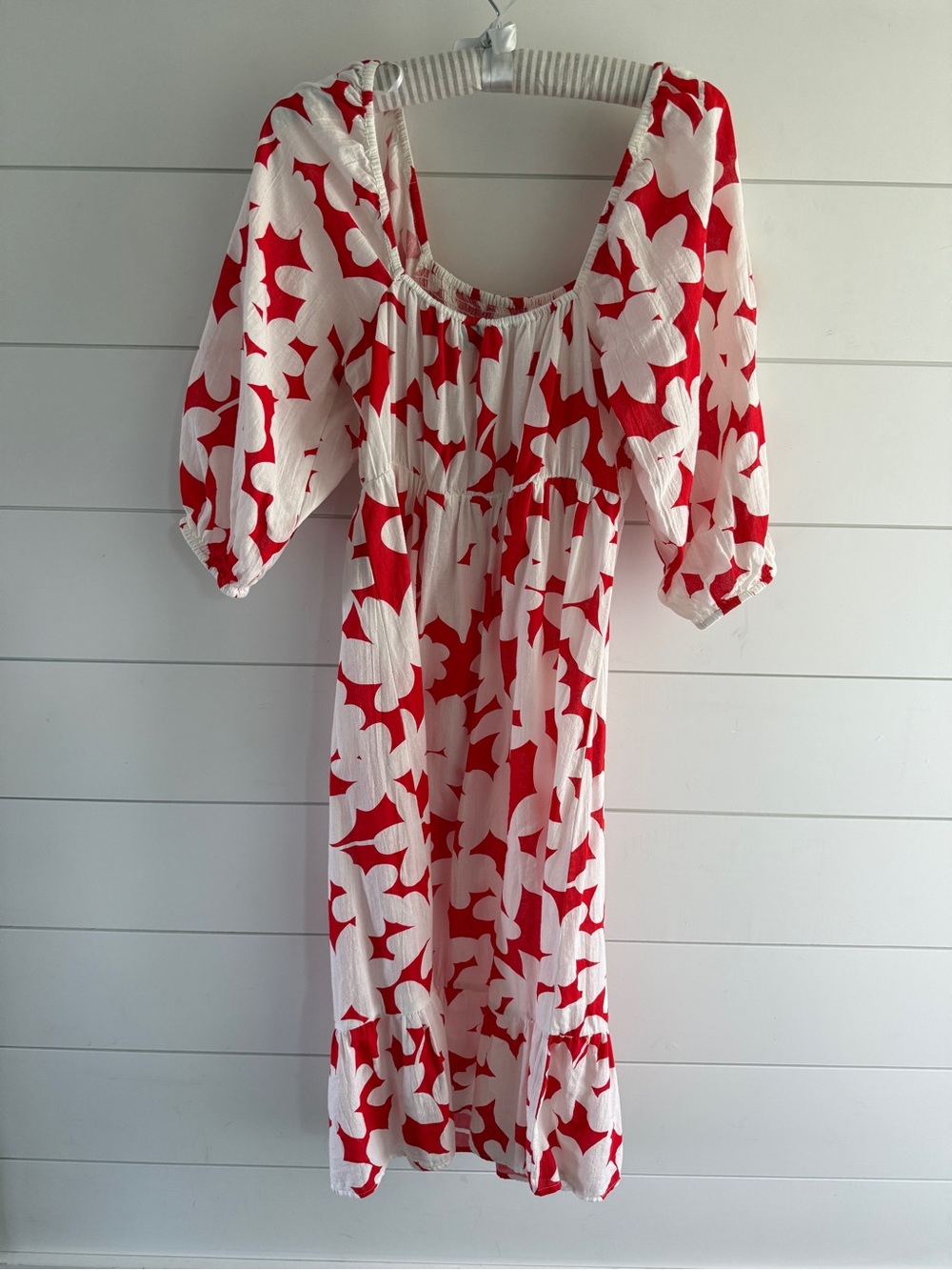 Vero Moda Red and White Floral Puff Sleeve Midi Dress